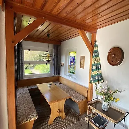 Idyllisches Ferienhaeuschen Am * Faulenrost