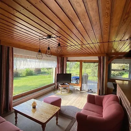 Idyllisches Ferienhaeuschen Am Faulenrost