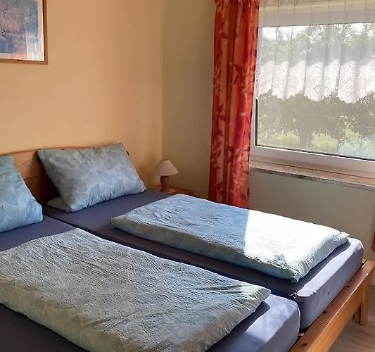 Semesterbostad Idyllisches Ferienhaeuschen Am *